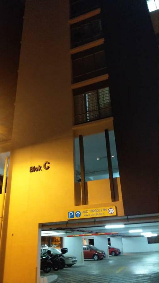 קאג'אנג Spacious & Cozy Condo - Hijauan Heights Block C מראה חיצוני תמונה
